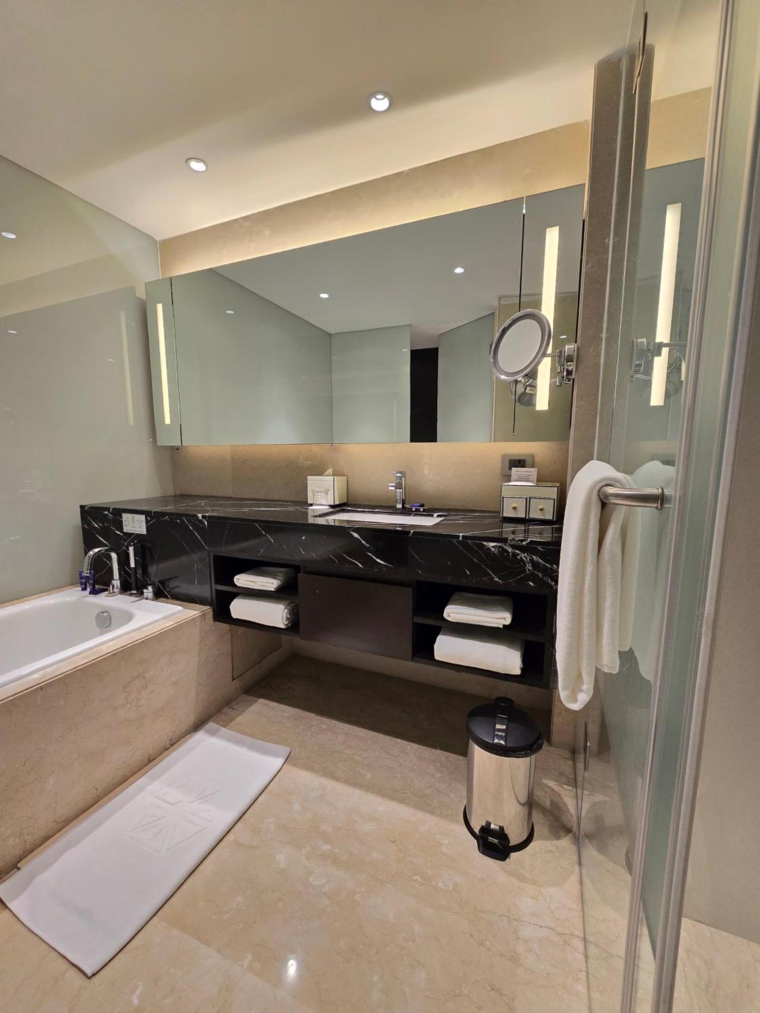 Vivanta Guwahati Ngoại thất bức ảnh